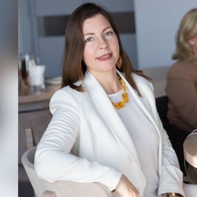 Елена Перминова